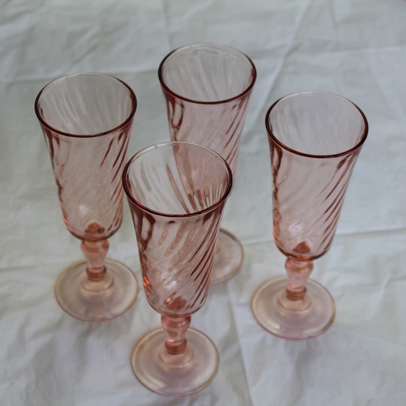 Vintage soft pink glasses made in France - Picture 9 of 11